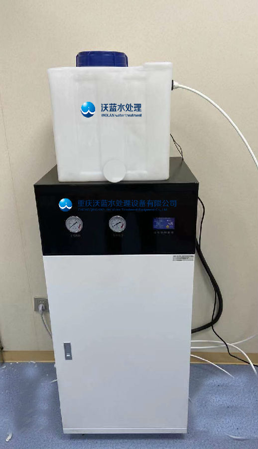 生化用純水機.jpg